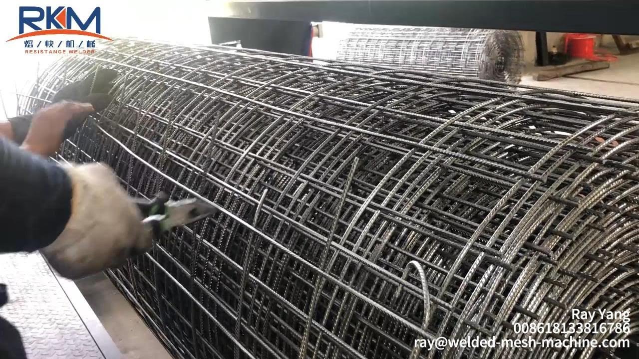 Wire Mesh Welding Machine Running In Indonesia Youtube