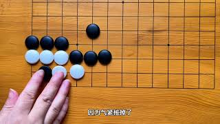 在这玄妙无穷的棋盘上，每一着棋都孕育着无限的可能性