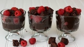 How to Make Chocolate Raspberry Brownie Parfaits | Desserts | Six Sisters Stuff