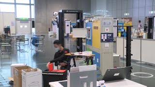 京都で開催の技能五輪国際大会に臨む中国選手