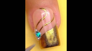 Easy glittery nail art #nailart #nails #shortsviral #naildesign #shortsfeed #art #cute