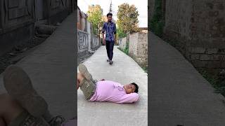 ভালো লোককে বোঝাতে এসেছে🤣#youtubeshorts #funnyvideo #comedyvideo #funnyreels #sampasuvranillifestyle