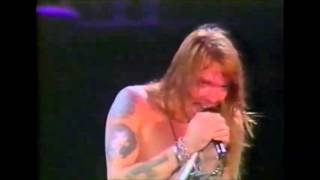 Axl Rose amazing frontman the greatest singer ever