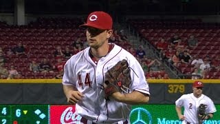 SD@CIN: Leake fans five, allows one run over eight