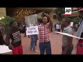 Celebrations as Zimbabwe's Mugabe resigns
