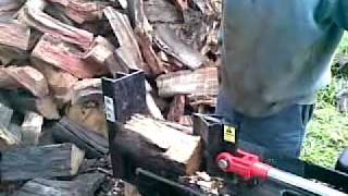 Elsworth Engineering:  Log Splitter -- Horizontal