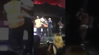 UK base Ghanaian artiste went to fight shatta wale on stage at Ghana meets Naija UK edition