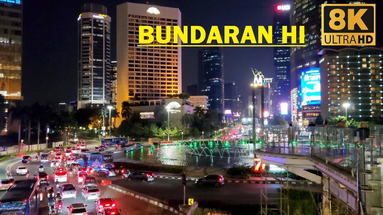 BUNDARAN HI JAKARTA 8K ‼️ Night View From ANJUNGAN HALTE BIS Trans ...