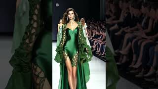 #fashion #runway #trending #style #keşfetbeniöneçıkar #green