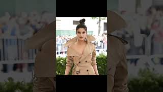 Taro ko mohabbat Ambar se || Priyanka Chopra looking stunning #priyankachopra #viralshort #yt