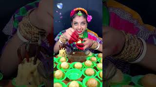 ফুচকা সাথে গোটা লঙ্কা খেয়ে ঝালে মোড়ে যাই #Shorts #panipuri #golgappa #fuchka #waitforit @MaddyEats