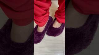 winter socks cutting and stitching￼/बचें हुए कपड़े से बनाएं गरम मोजे़#wintersocks #youtubeshorts