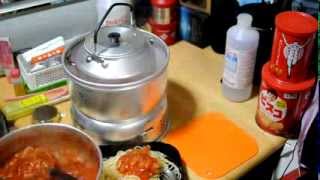 トランギア ストームクッカーでトマトソースパスタ：Cooking with trangia stormcooker