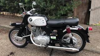 Honda Dream 250 cc / c72 1961 restored