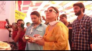 Durga Puja With Kajol \u0026 Moushumi Chatterjee At Tulip