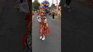 luwes dan lucu banget joget nya!! joget karnaval keren 2024