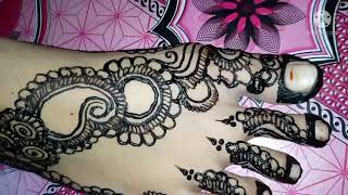 pairo k mehndi designs