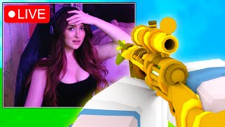 I Joined Streamers With The Most PAY TO WIN Weapon in Roblox..