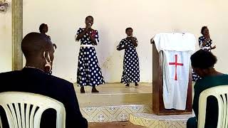 SPECIAL LUGANDA  GOSPEL WORSHIP SONG BY AMAZING GRACE CHURCH KIKYUSA LUWERO  -  DISTRICT IN UGANDA.