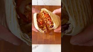 Очень вкусная домашняя шаурма с курицей 🌯❤️‍🔥. Chicken shawarma. #shorts