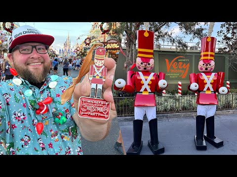 Mickey's Very Merry Christmas Party 2023 Guide: NEW Food & The BEST Characters Walt Disney World