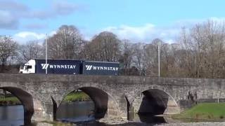 WYNNSTAY ROAD TRAIN