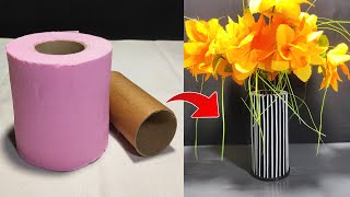 Homemade flower vase to using cardboard.