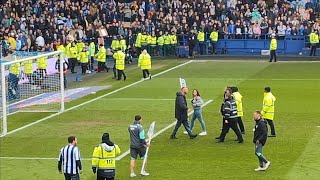 Pitch invader SQUARES UP to stewards - Sheffield Wednesday vs West Brom 2024-04-27