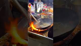 炒飯炒麵Wok master, this is the new way to Stir-Fry Noodles, Chinese Street Food!