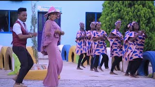 Sabuwar Waka ( Son Ki A zuchiya Yayi Kafuwa) Faty Abubakar ft Sani Ahmad Original video 2020#