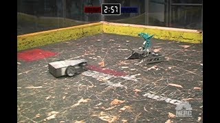 Motorama Robot Conflict 2018 - Beam vs I Can't Believe It's Not Overhaul