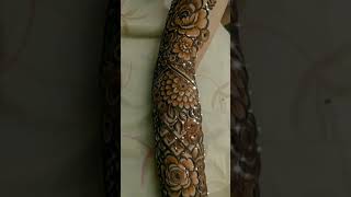 the beautiful bridal henna by saleha mehendi artist || subscribe for tutorials