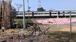 Asansol Adra MEMU Local.... WAP-4 type honking