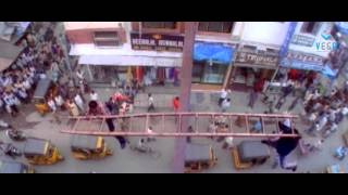 Mahesh Babu Fight Sequence - Okkadu Movie - Bhumika, Prakash Raj