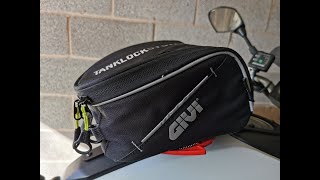 Givi tank bag EA123 (5 litre) review \u0026 tank lock system - Yamaha MT07 / FZ07