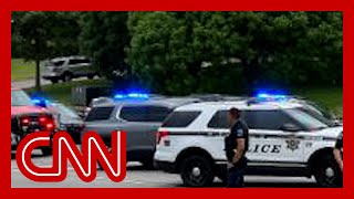 Gunman kills at least 3 at Tulsa hospital