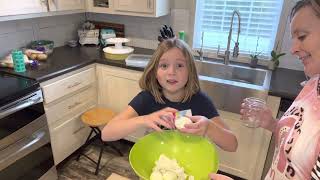 You guys HAVE to try THIIS! Cracking eggs in cup? Family fun experiment! #deviledeggs #family #fun