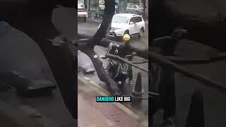 Shocking incident. Danger on the road #shortvideo #incident #driver