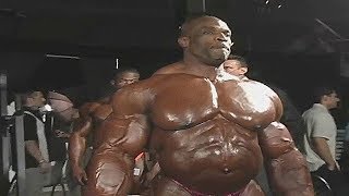 Ronnie Coleman pumping up before Mr. Olympia - Biggest Bodybuilder Ever- RARE VIDEO