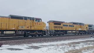 3 GECX Dash 8s on BNSF 7144 West in Wyanet, IL 1/10/25