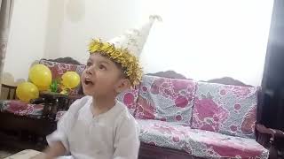 Ali Ali Mola : Watch Kid's Reaction on his Favorite Manqabat