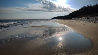 Jarosławiec plaża, fale, zachodniopomorskie wakacje, miejsce na urlop nad morzem