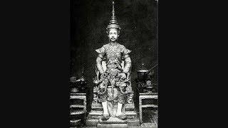 เครื่องราชกกุธภัณฑ์ ชิ้นใดที่เปรียบดังเขาพระสุเมรุ