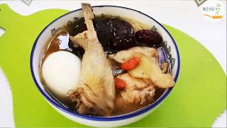 香菇鸡汤+麻油面线/Chinese Chicken soup【 香气扑鼻的红酒鸡汤，做法简单又好喝！】（part1）