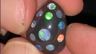 Opal cutting: potch’n’chips to gemstone: step by step.