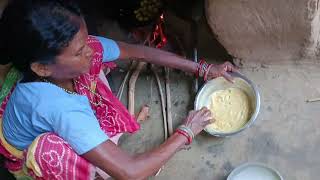 ମାଟି ଘରେ ଗରମ ଗରମ୍ ପକୁଡ଼ି ର ମଜା।।#food #odisha #viralvideo #viralahorts #sambalpuri