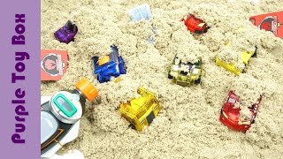 Mini Car Transformers Are Hidden In The Sand, Let's Find Them Together!