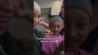 Cardi B and daughter Kulture Try Candy On Live 💗