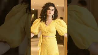 #All Bollywood Actress in Yellow Dress Look 💛💛 #Chamma Chamma song 💛💛#shorts 💛💛#status