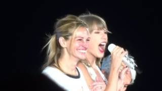 Taylor Swift, Julia Roberts \u0026 Joan Baez - Style Live - 8/15/15 - Levi's Stadium - [HD]